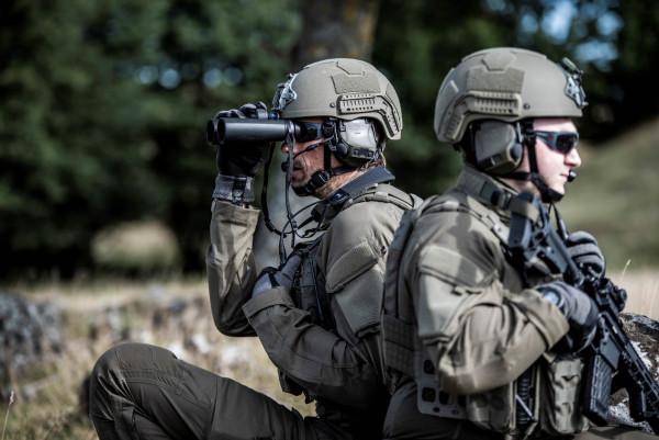 Наушники с гарнитурой  3M™ PELTOR™ ComTac™ VIII MT14H418A-38 GN купить по оптимальной цене,  доставка по России, гарантия качества